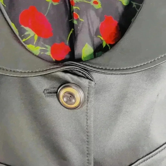 Vintage Dolce & Gabbana Only Under 40 Collection Black Satin Jacket Size 6 US - Picture 4 of 12